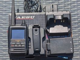 Yaesu FT-5DE Handfunkgerät (Amateurfunk Lizenz)