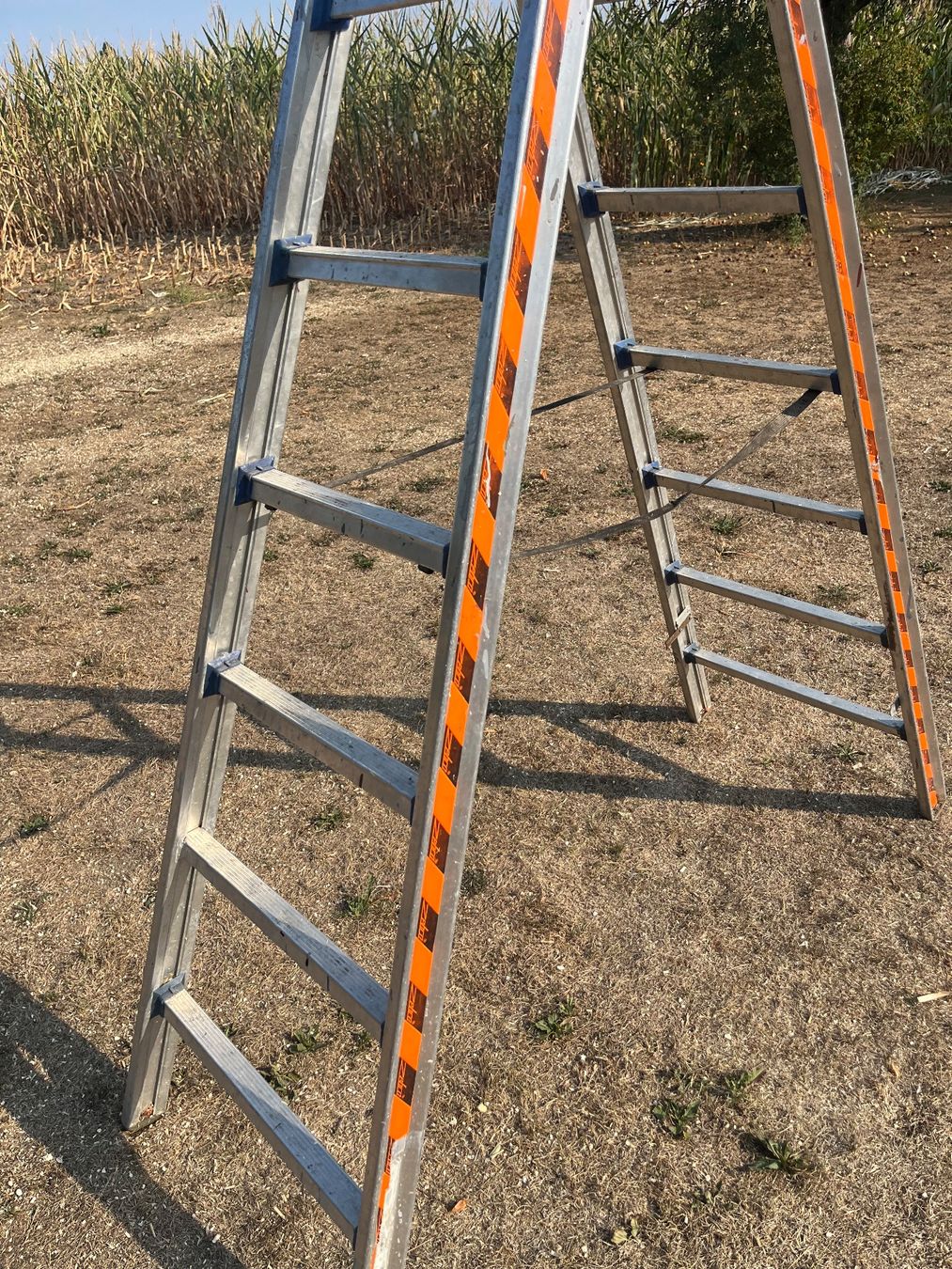 Leitern: Bockleiter Aluminium – Gebraucht aus Allmendingen b. BE von juair 2