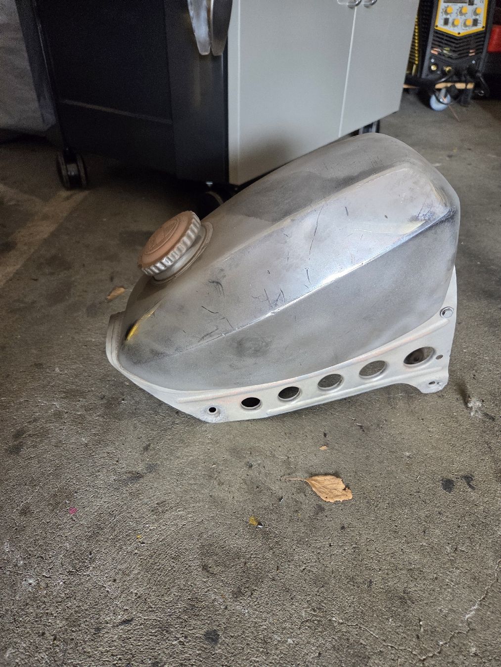 Puch Parti ricambio per ciclomotori: Puch X30 Sport Tank – Difettoso da Boswil venduto da oli_6ts9 1