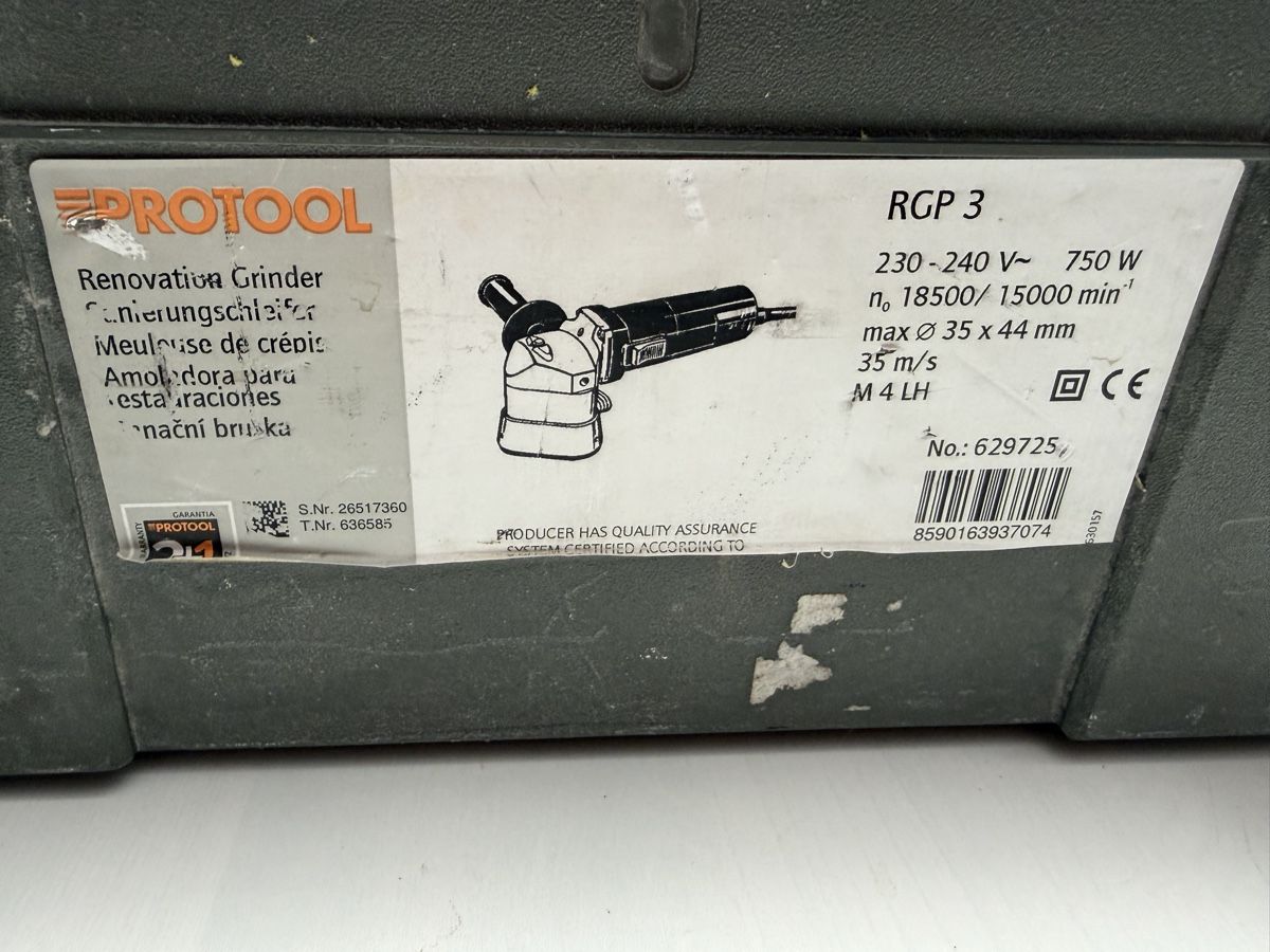 Aiguiseuses & polisseuses: Ponceuse de rénovation Protool RGP 3 avec accessoires – D'occasion à Brügg BE par Goob 6