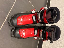 Skischuhe Nordica T2 Grösse 220-235 gebraucht schwarz rot
