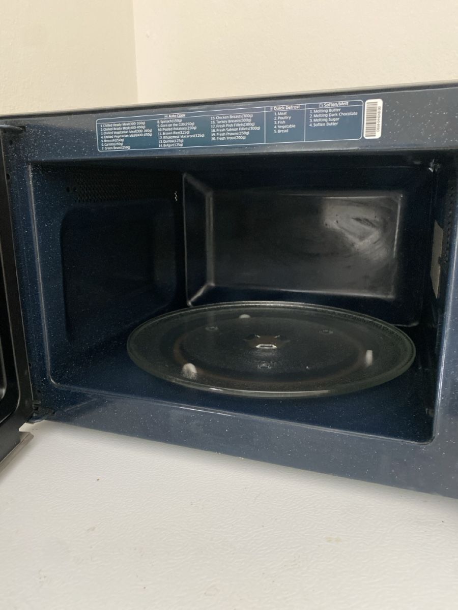 Siemens Küchengeräte: Samsung MS23K3515AS microwave  – Gebraucht aus Adliswil von Happy2Wheeler 1