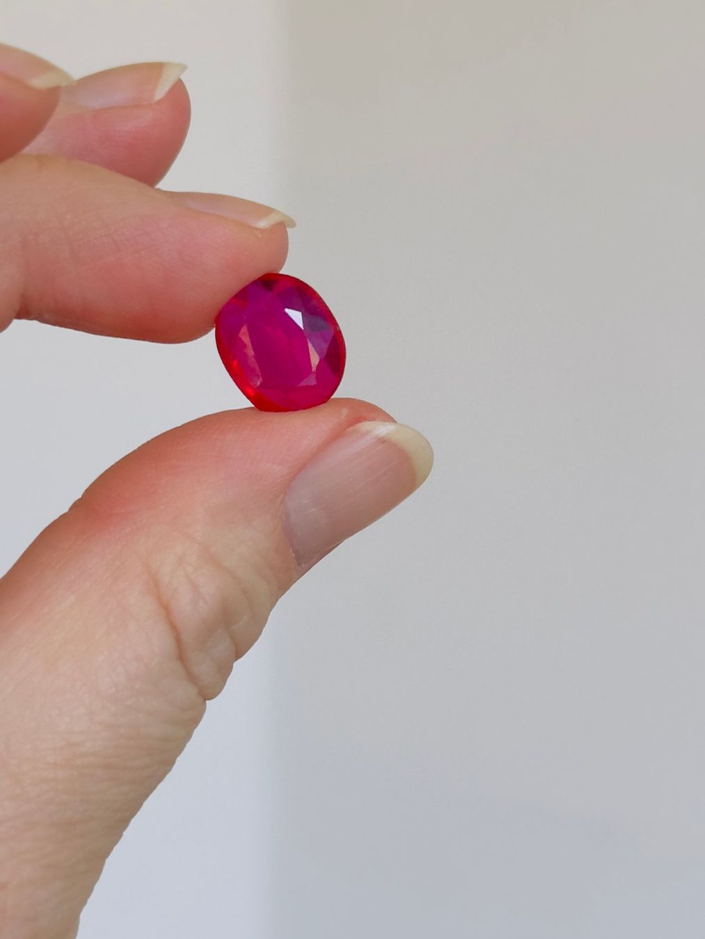 Pietre preziose: 7.80 Ct Certified – Nuovo e nell'imballaggio originale da Genève venduto da AWWA 3