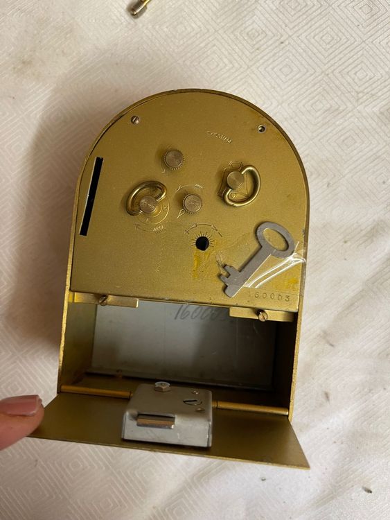 Tischuhr (121) Kaufen auf Ricardo