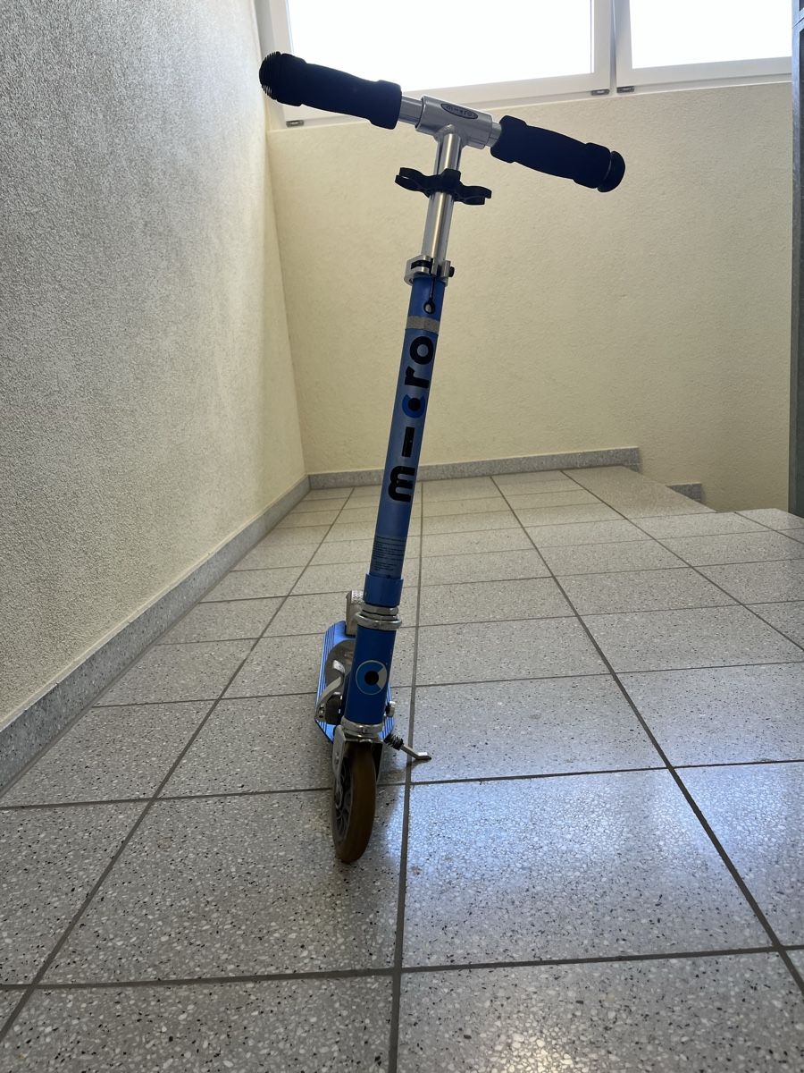 Micro Kickboard: Trottinette Micro blau – Usato da Zürich venduto da Chloemanza 1