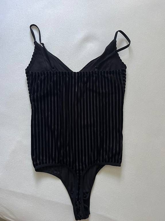 Top: SCHWARZER BODY  – Usato da Maur venduto da tab_z9rh 2