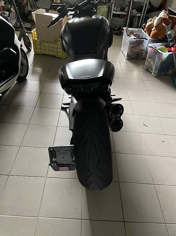 Route: Ducati Diavel  – D'occasion à Sonceboz-Sombeval par msap 4