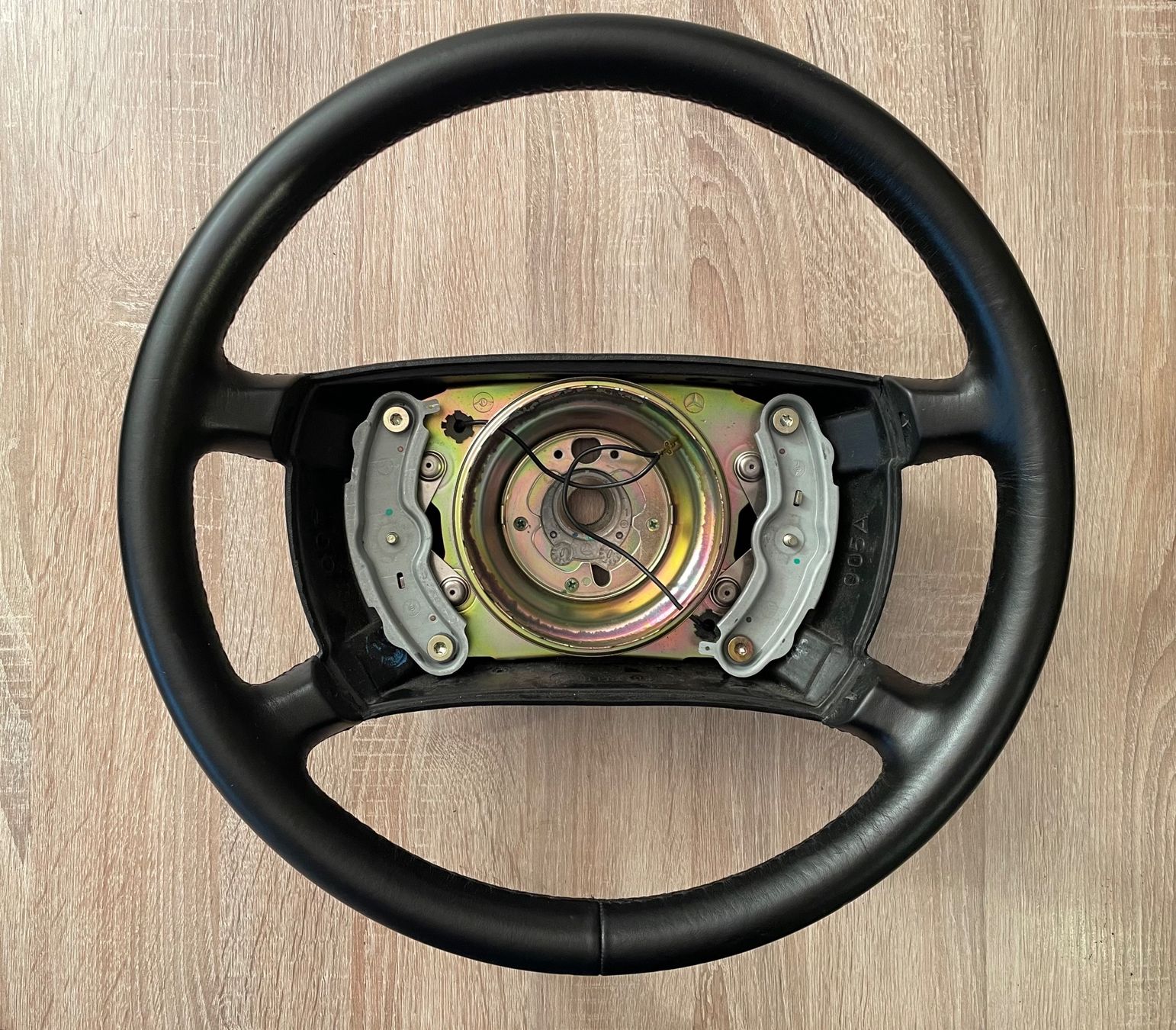 Mercedes-Benz Tutti pezzi di ricambio auto: Mercedes R129 Lenkrad – Usato da Biel/Bienne venduto da flava01 1