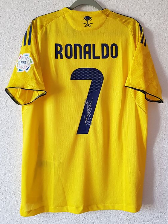 Verwunderlich Al Nassr Ronaldo Trikot Kaufen Fotos