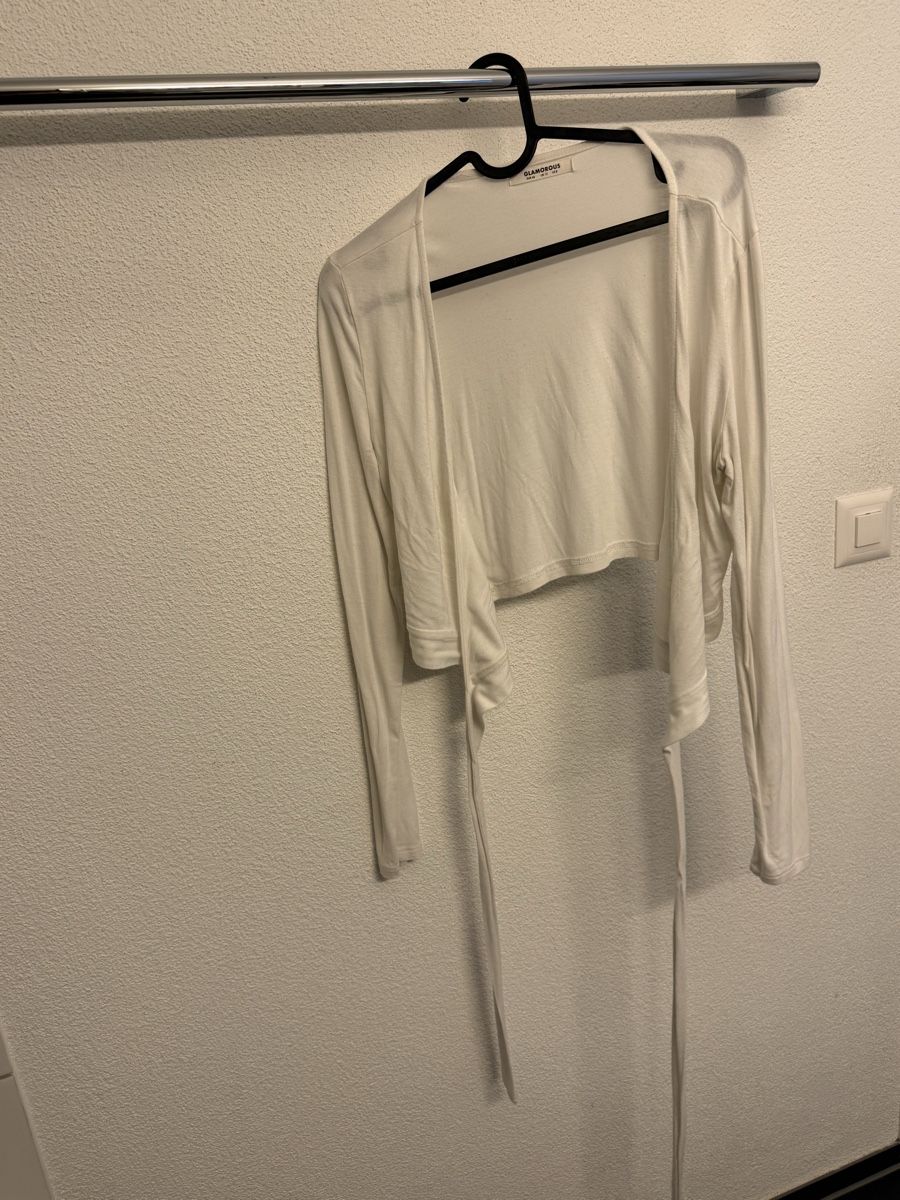 Top: Weisses Wickelshirt – Usato da Suhr venduto da naomau 1