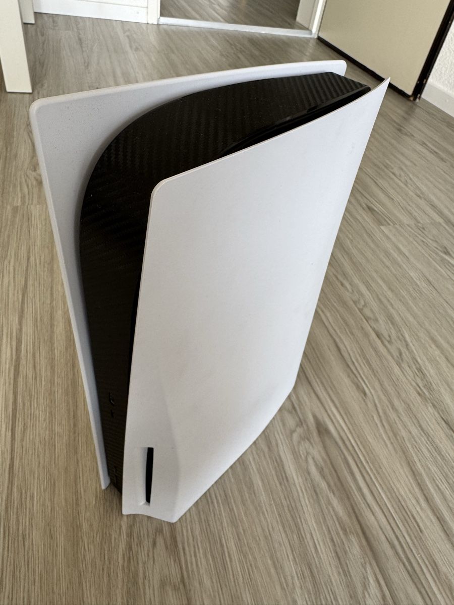 Sony Konsolen: PlayStation 5 Disc  – Defekt aus Les Reussilles von zha_8z2d 2