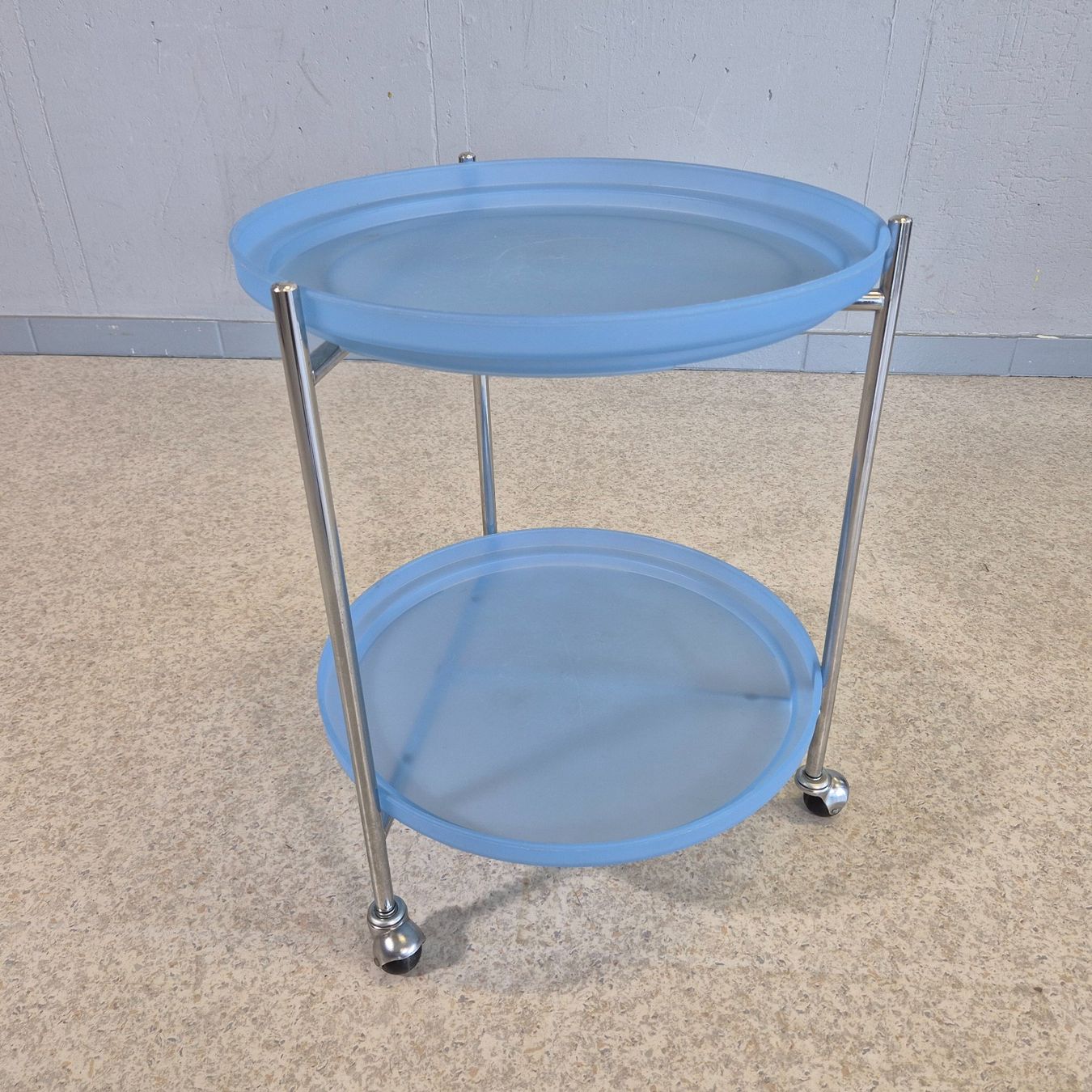 Carrelli di servizio: Cooler Barwagen, Trolley Servierwagen Rollwagen 2 Ablagen – Usato da Nottwil venduto da Wondewa-Shop