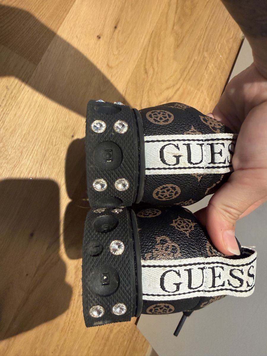 Guess Damenschuhe: Guess Schuhe Grösse 39 – Gebraucht aus Embrach von roseblaettli0815 2