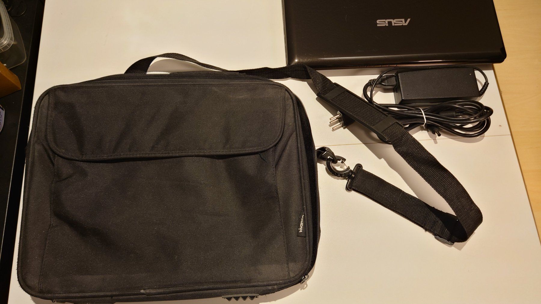Asus Notebook: Asus k52JT Laptop, 15.6" – Usato da Volketswil venduto da thedmo_seller 6
