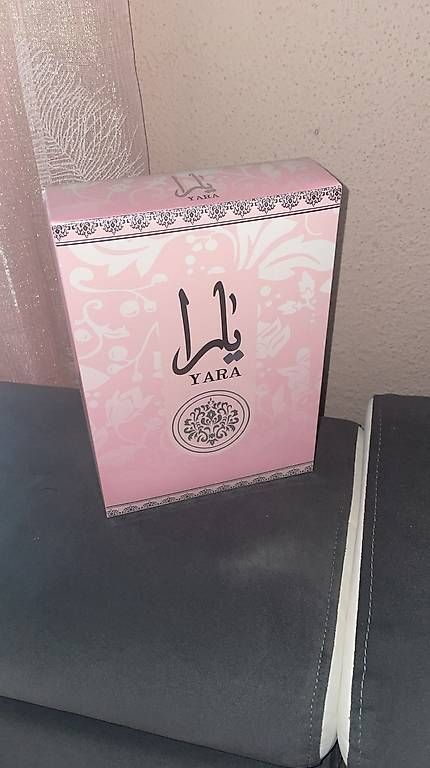 Profumi & Eau de Toilette: Coffret Yara brume et lotion  – Usato da Le Locle venduto da agb68 3