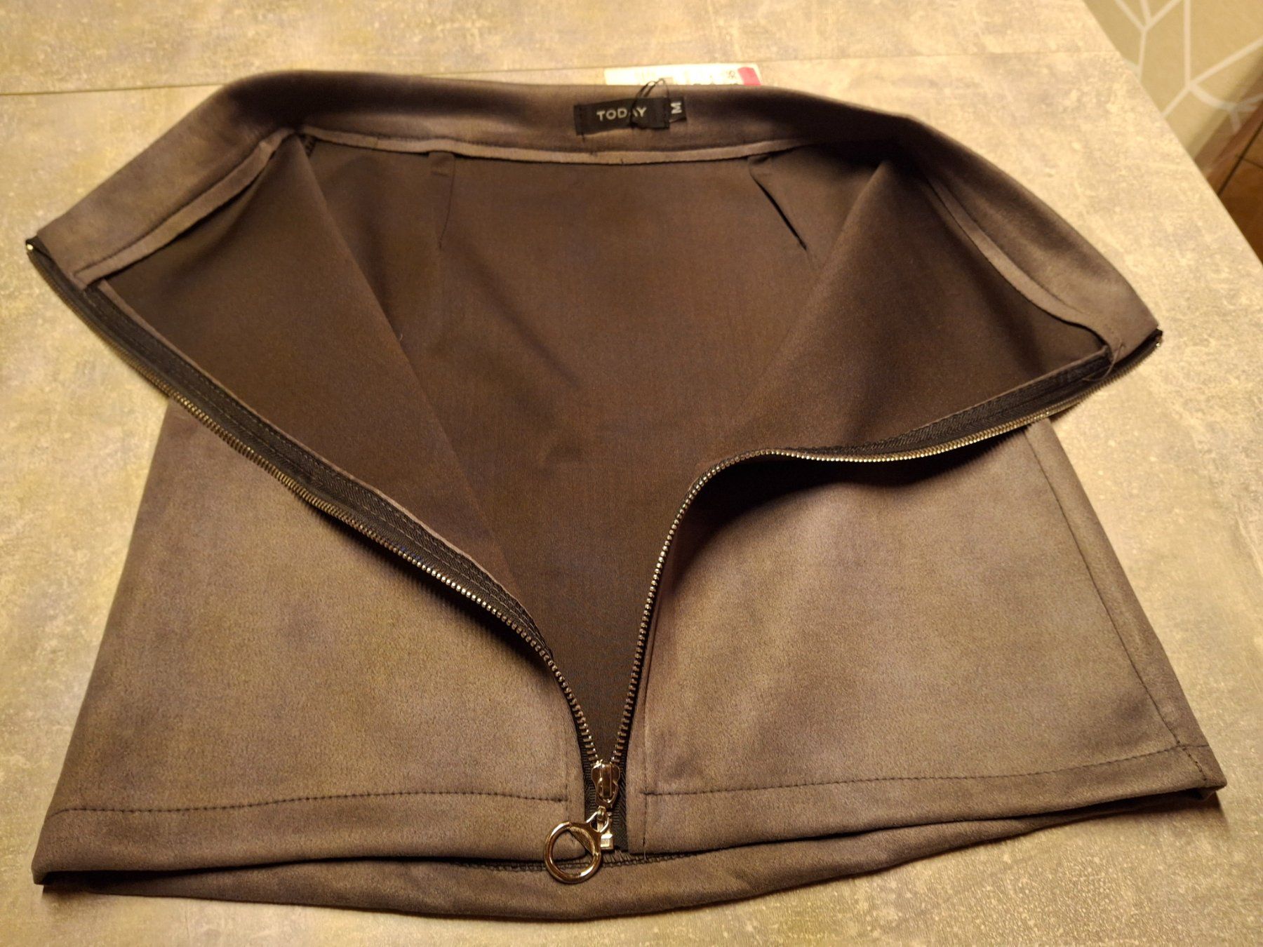 Gonne: Jupe courte taille M marque Today – Nuovo (secondo la descrizione) da Villiers venduto da san_jn5w 3