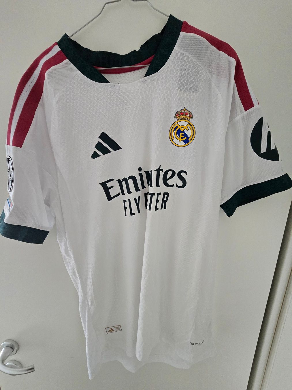 Adidas T-shirts: ADIDAS PERFORMANCE 'Real Madrid 26/27' – Neuf avec emballage d'origine à Penthaz par Poupinek69 3