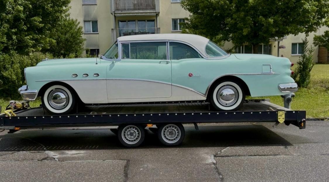Buick Automobili: Buick Super 1954 mit Veteran Eintrag – Usato da Thalwil venduto da Noa_Nero