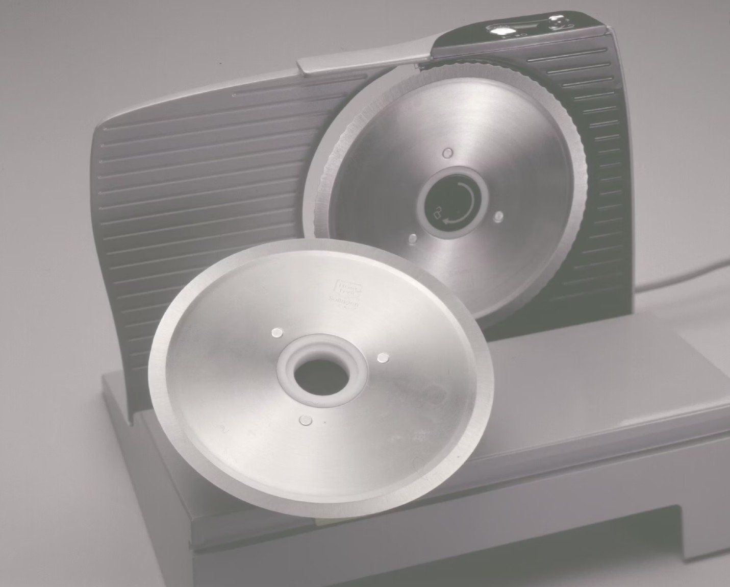 Rotel Elettrodomestici da cucina: Schneidemaschine Rotel Slicer Universal 403CH1 – Nuovo e nell'imballaggio originale da Näfels venduto da gewuerzladen_naefels 1