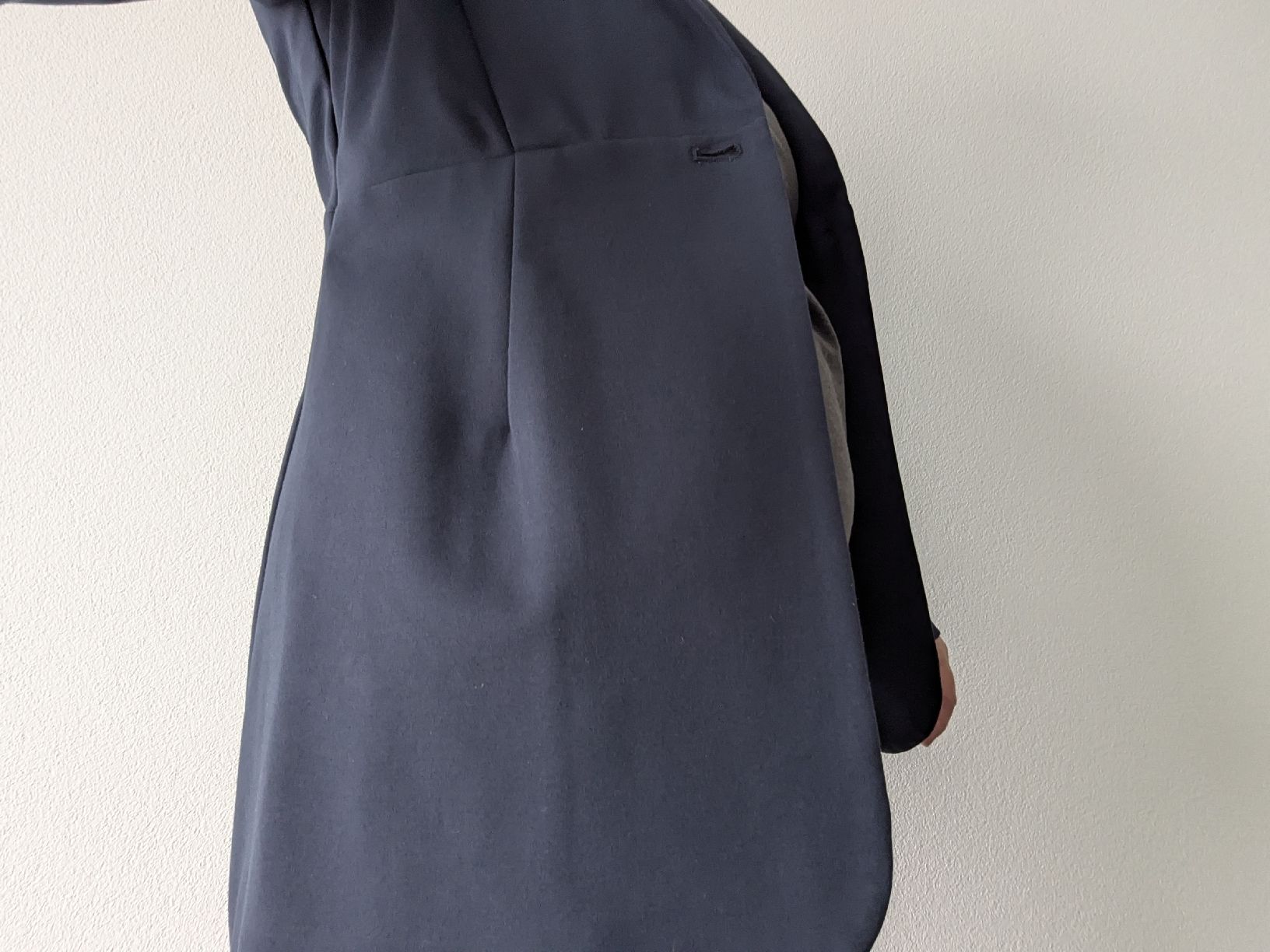 Ensembles & Tailleurs: Umstandsmode Seraphine Blazer, Grösse 34, marineblau – D'occasion à Lostorf par Nadine4654 3