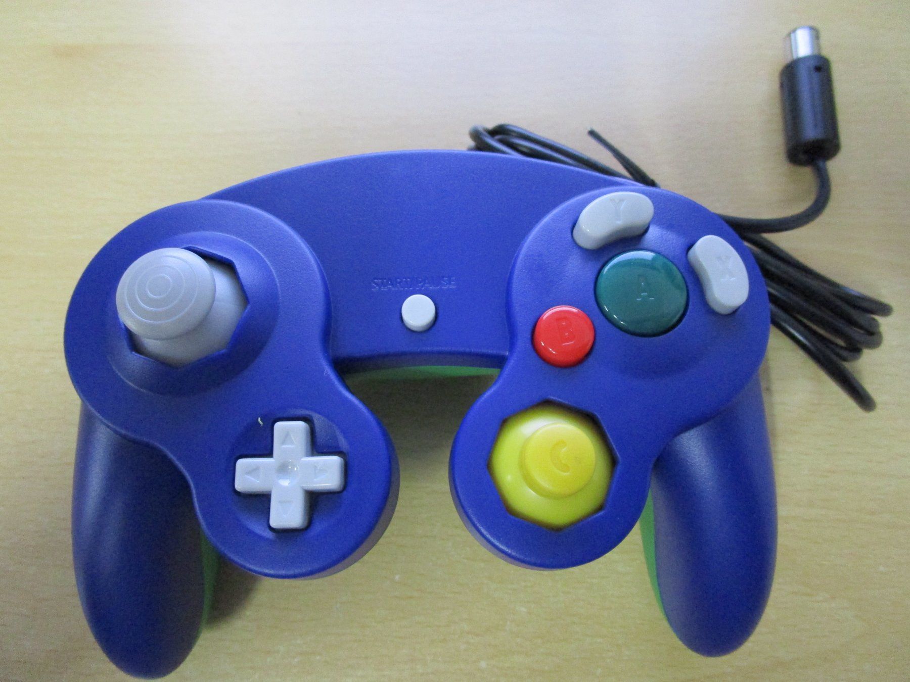 Controller: Game Cube Controller Joypad Luigi blue green blau/grün NEU – Nuovo (secondo la descrizione) da Goldau venduto da agestuffer 1
