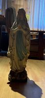 Alte Maria-Statue  mit Gebrauchsspuren