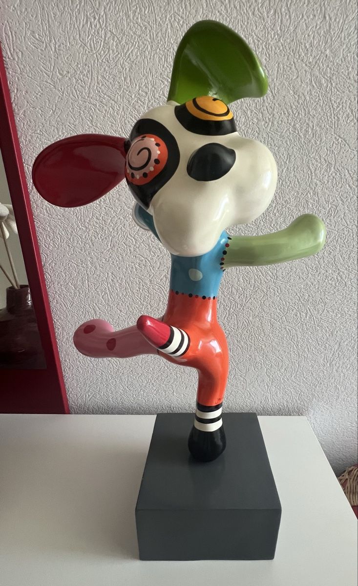 Figuren: Statue chien colorée signée Jacky, haut 50cm – Gebraucht aus Chézard-St-Martin von Chopette