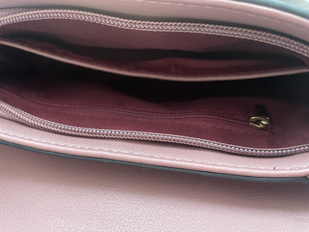 Taschen für Damen: rosa Umhängehandtasche – Gebraucht aus Basel von noee_joset 2