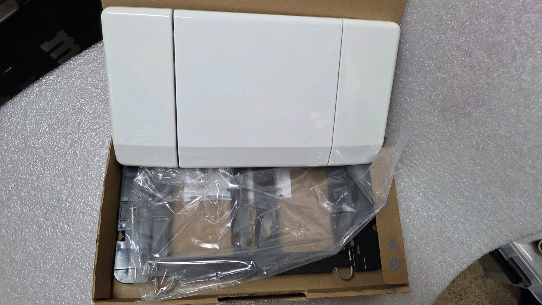 Geberit WC: Plaque de déclenchement Geberit F200 – Gebraucht aus Bionnens von Meg011