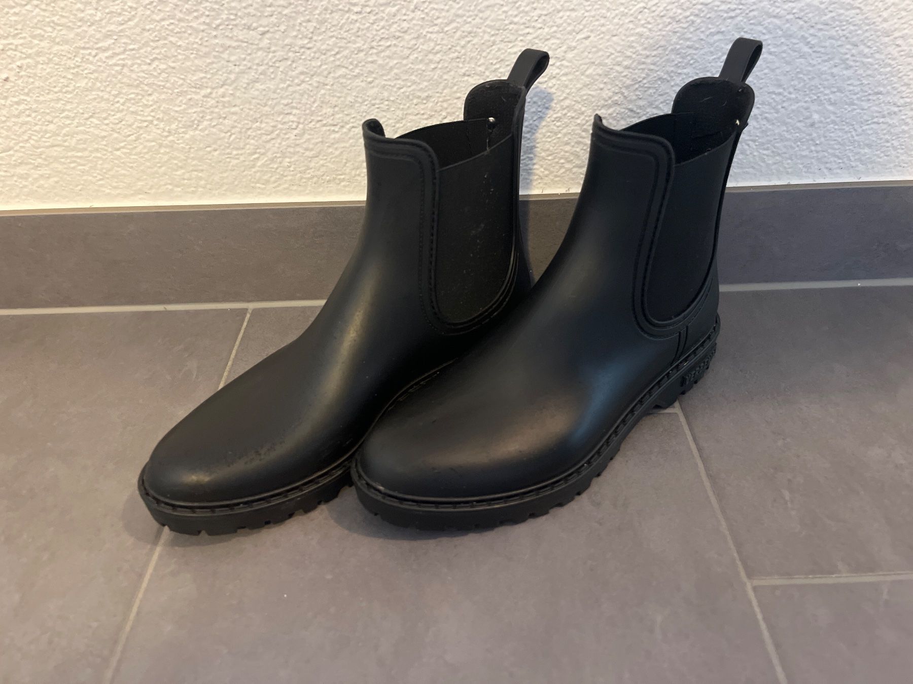 Damenschuhe: Gummistiefel Verbenas – Neu (gemäss Beschreibung) aus Rupperswil von jro_89b6
