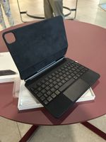 Magic Keyboard Apple per iPad Pro 11" / Air - Layout