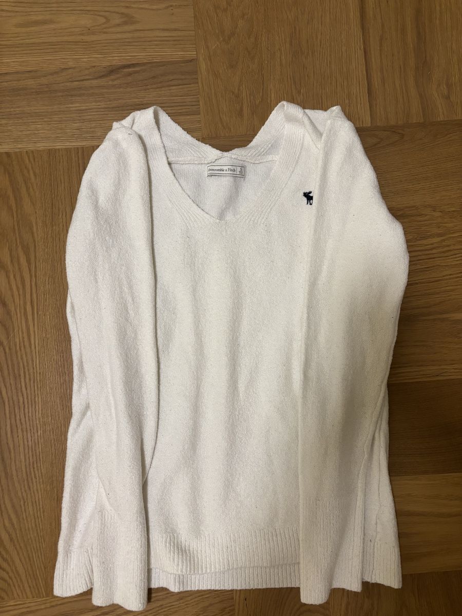 Abercrombie Kleiderpakete: Abercrombie & Gap Sweater Size S – Gebraucht aus Zürich von Mklr 1
