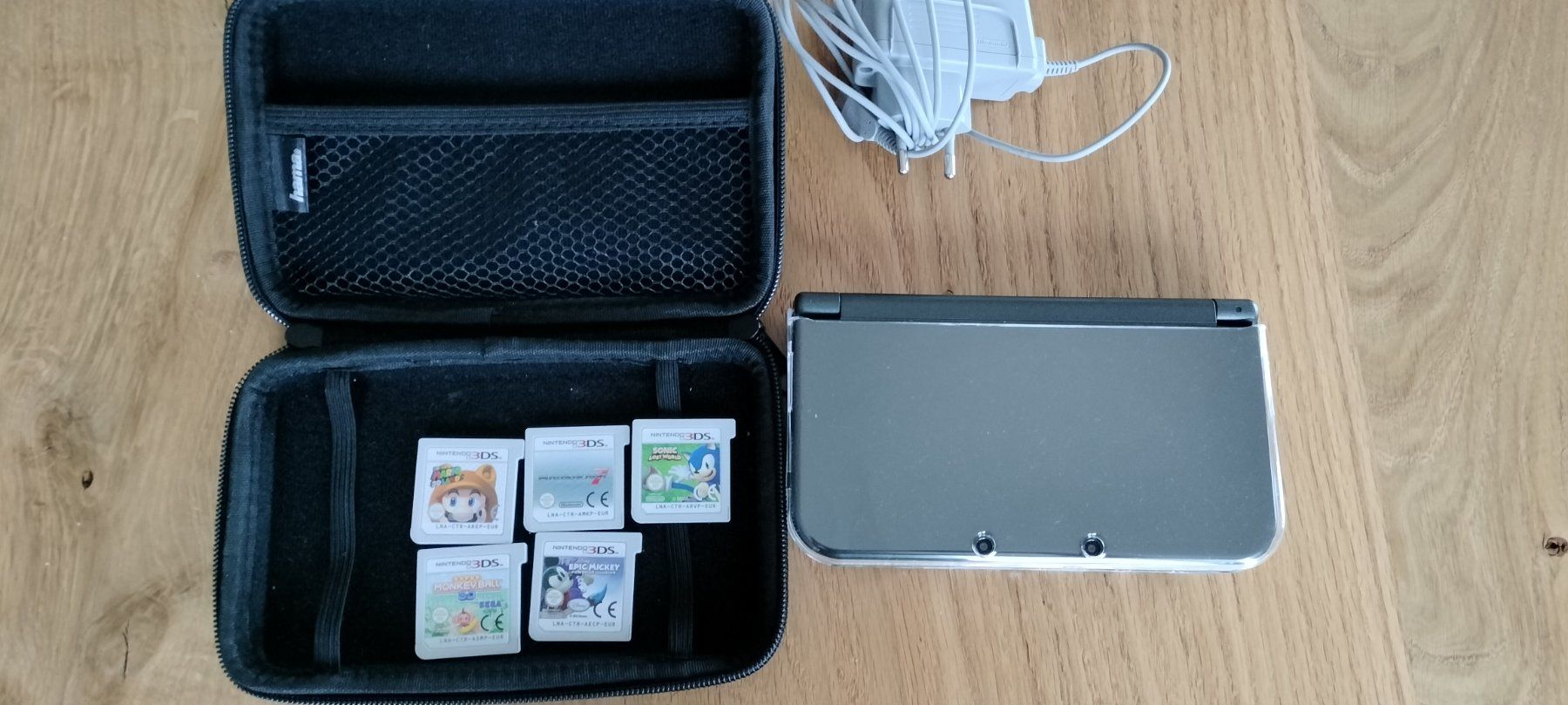 Nintendo Konsolen: New Nintendo 3DS XL + top Games – Gebraucht aus Dietschwil von  3