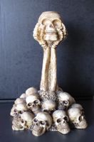 2 Skelett Kerzenständer  18cm