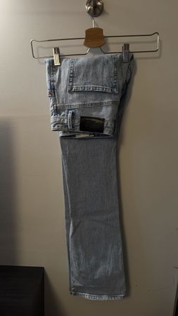 Leichte Sommer Jeans, weit geschnitten, Grösse M 32/32