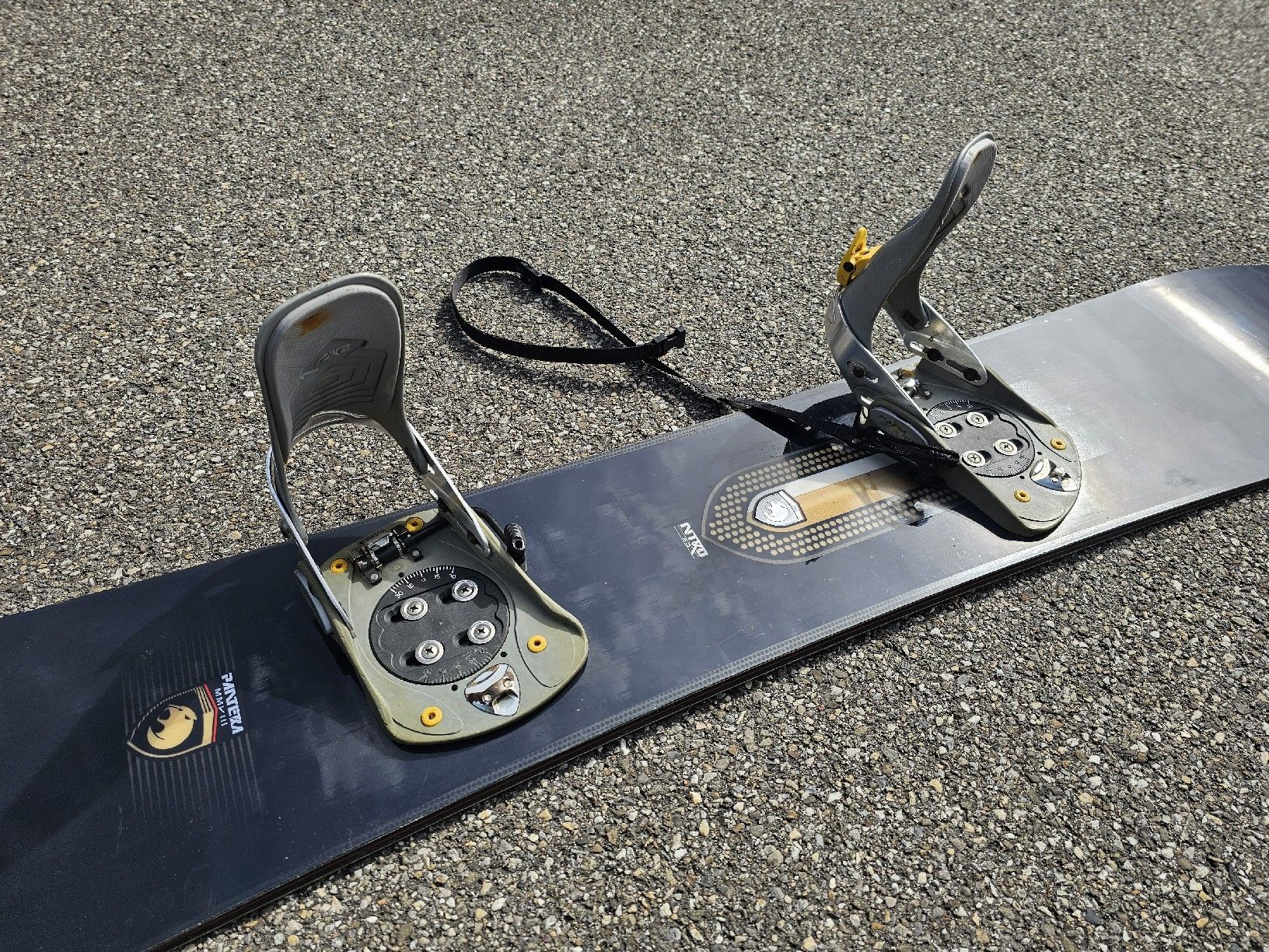 Snowboard Nitro Board: Nitro Snowboard Pantera mit Bindung gebrauchter Zustand – Usato da Selzach venduto da hasenmatt 1