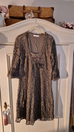 Schönes Spitzenkleid von Cream, Braun