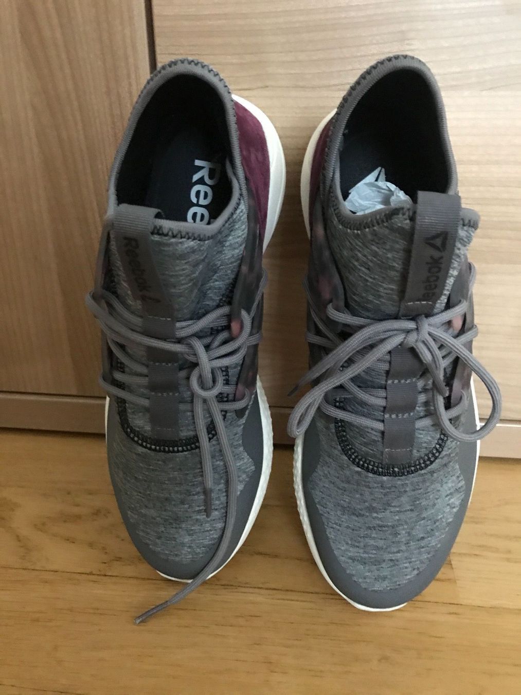 Reebok Scarpe da donna: NEU REEBOCK GR 39 – Nuovo e nell'imballaggio originale da Zürich venduto da schneeflocke303 3