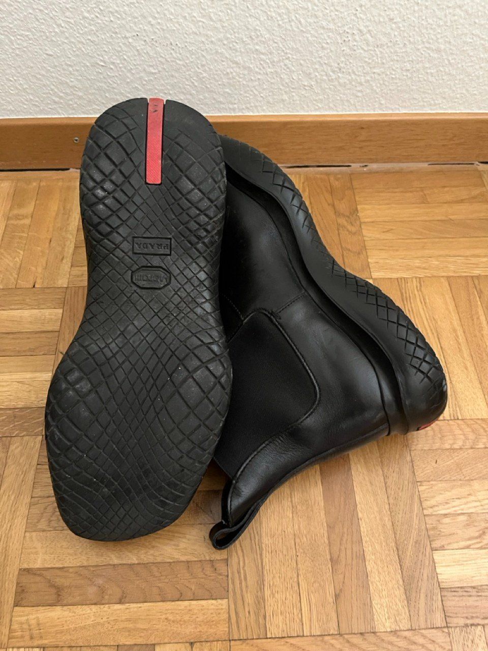 Prada Herrenschuhe: Prada Stiefel Gr. 45 – Gebraucht aus Zürich von col_n68y 3