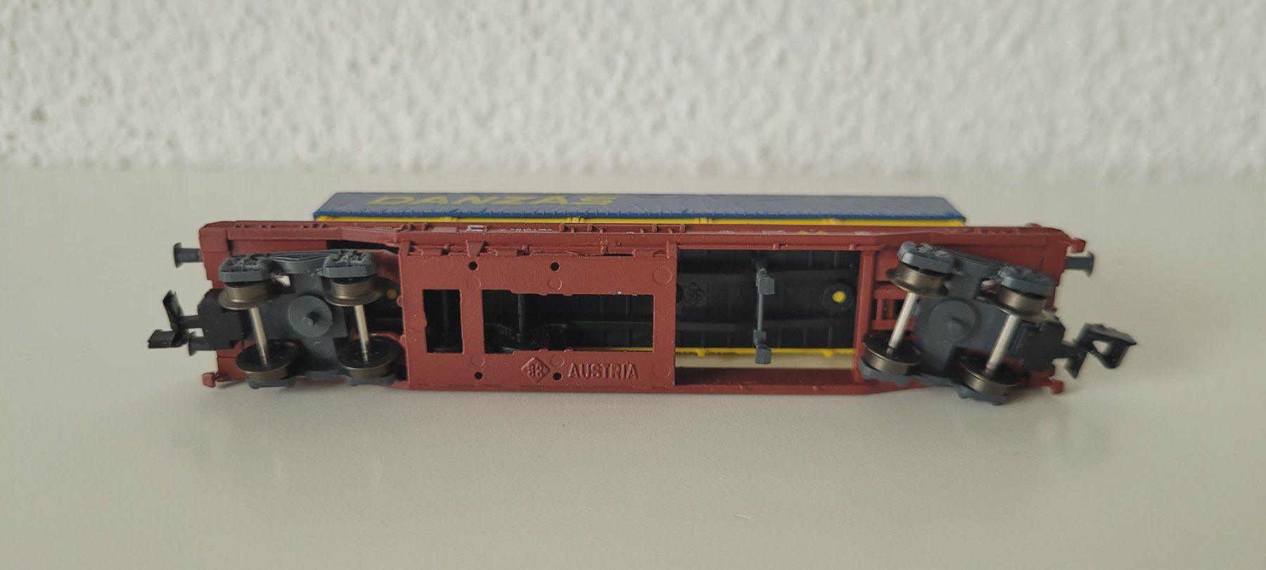 Roco Modellini di ferrovie: Hupac Danzas / Roco 25152 – Usato da Wittenbach venduto da Hase113 5