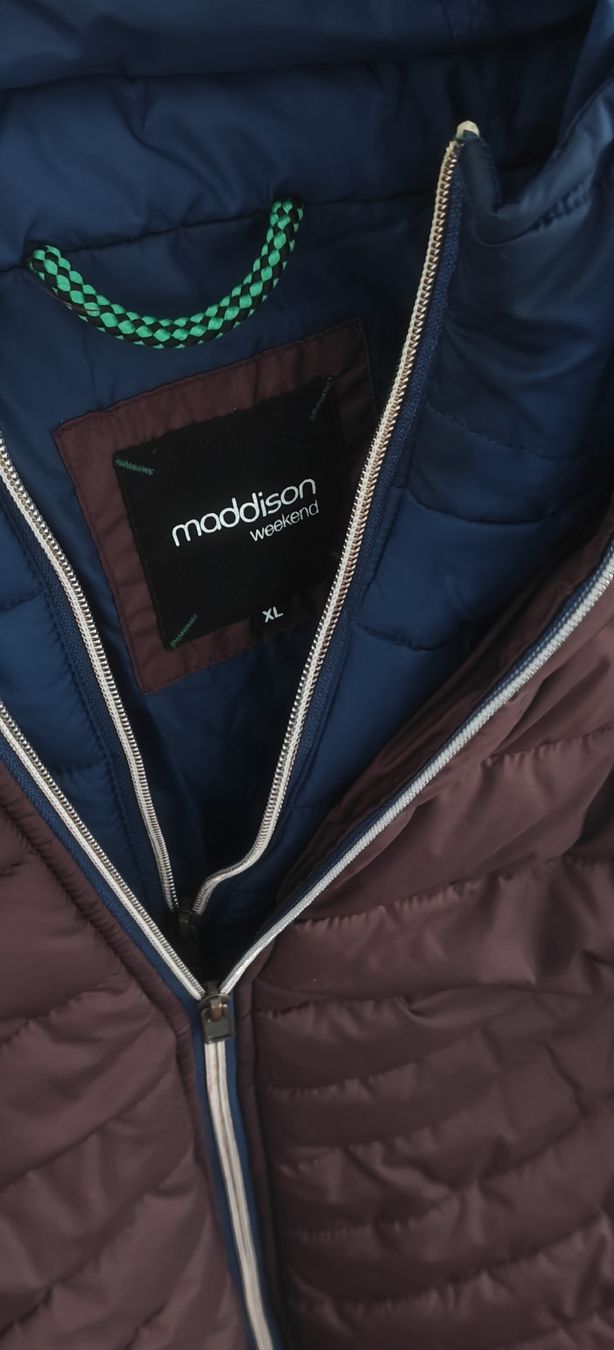 Giacche: Winterjacke – Usato da Münchwilen TG venduto da Avo68 2