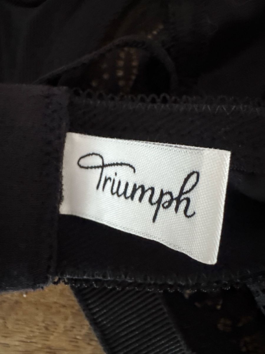 Triumph Sonstige Unterwäsche: Triumph BH schwarz mit Spitze Grösse 85D  – Neu (gemäss Beschreibung) aus Brunnen von Skyline89 2