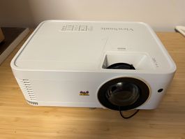 Viewsonic PX706HD