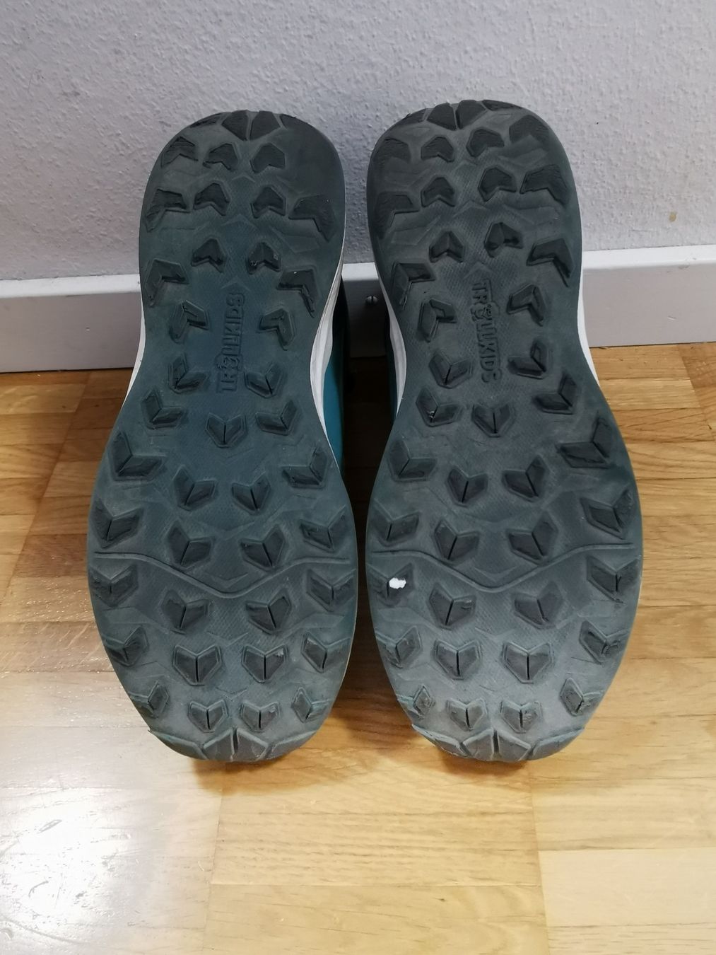 Scarpe per ragazzi: Trollkids Wanderschuhe 36 – Usato da Winterthur venduto da Cham_Tej 1