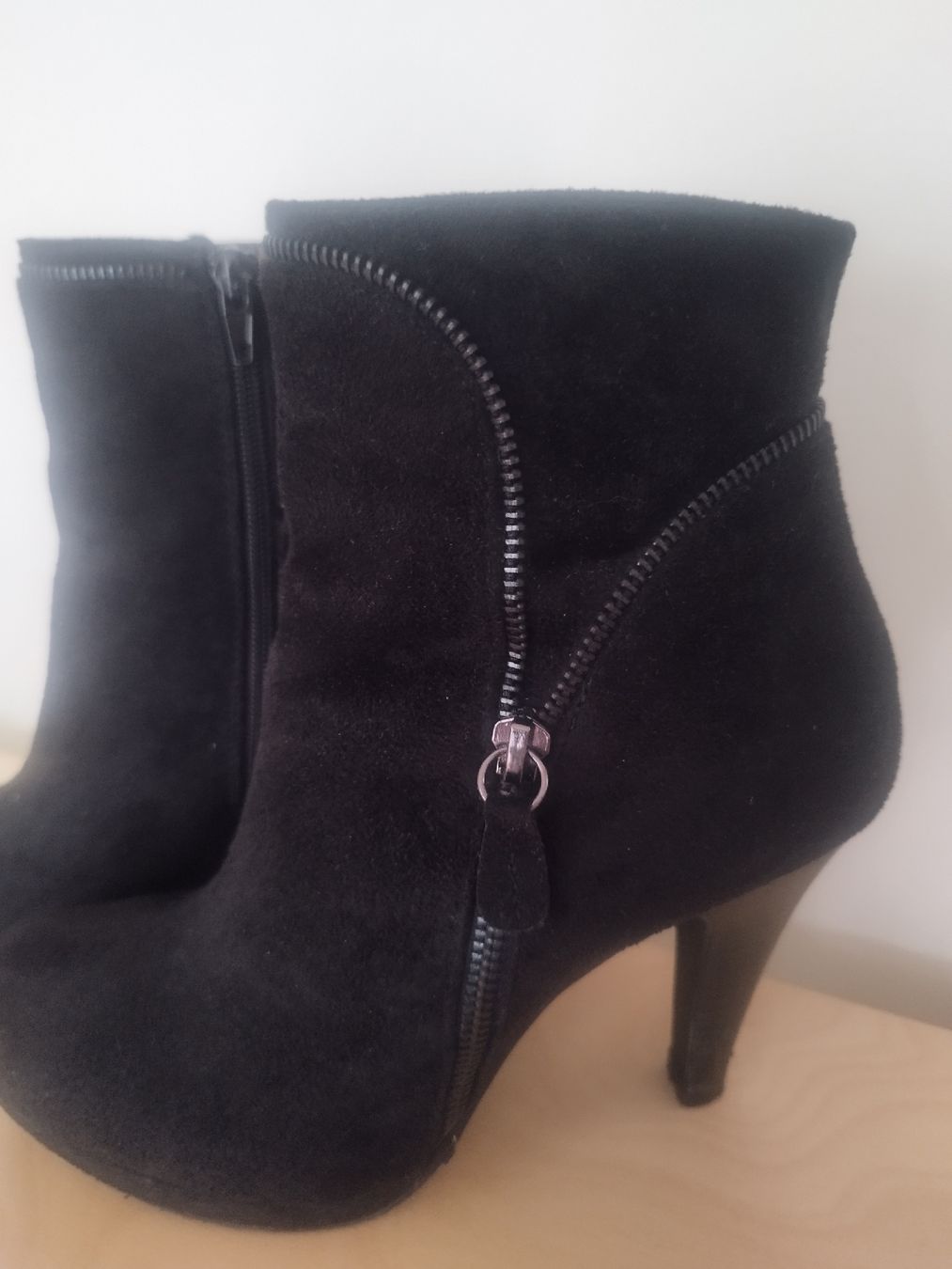 Scarpe da donna: Frauen Stiefel Nr.38 – Usato da Oensingen venduto da mamma86 1