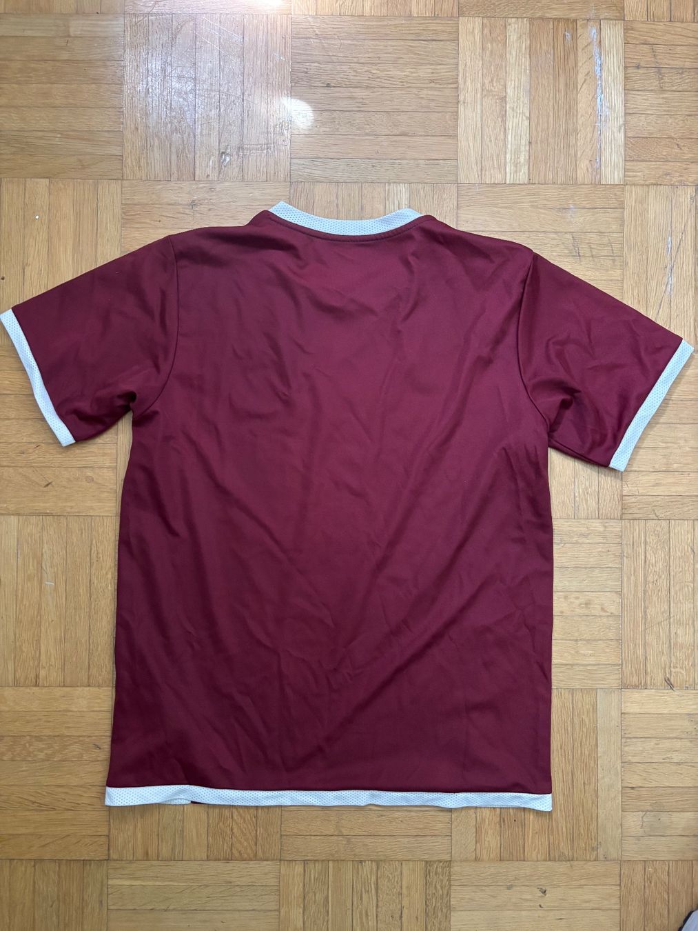 Puma Scarpe, pantaloni & magliette da ginnastica: Maillot Servette FC taille 152 – Nuovo (secondo la descrizione) da Petit-Lancy venduto da Hpk_tbk 1