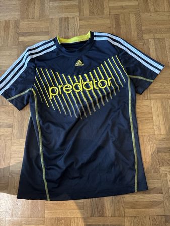 T-shirt Adidas Predator noir jaune taille 10-12 ans