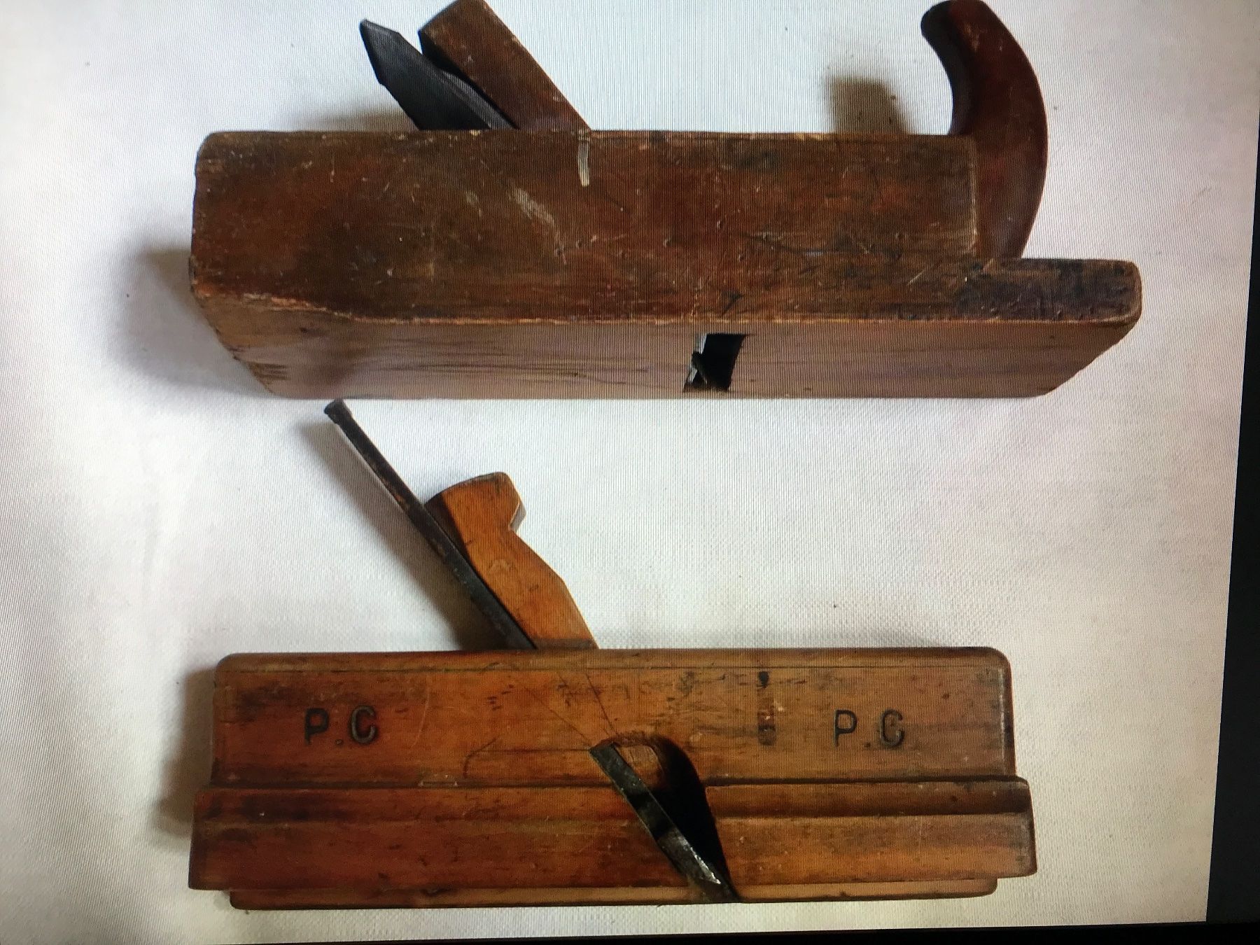 Alle Werkzeuge: Rabot ancien pour nerfs ou languette – Gebraucht aus le locle von caryl