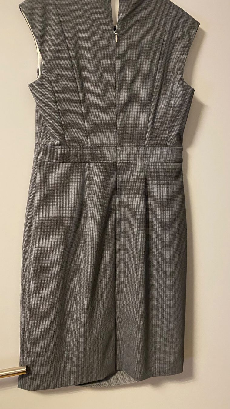 Hugo Boss Vestiti: Kleid mit Karomuster von BOSS – Usato da Starrkirch-Wil venduto da sclupain 2