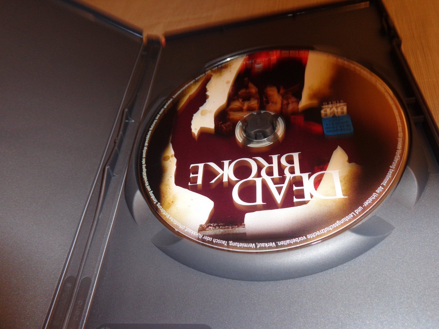 Tutti i DVDs: Dead Broke DVD – Usato da Olten venduto da Disc-Verkauf 1